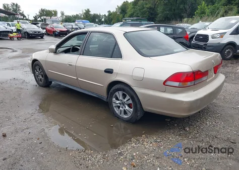 2002 Honda Accord 3.0 Lx из США, поврежденный, VIN 1HGCG16432A064637